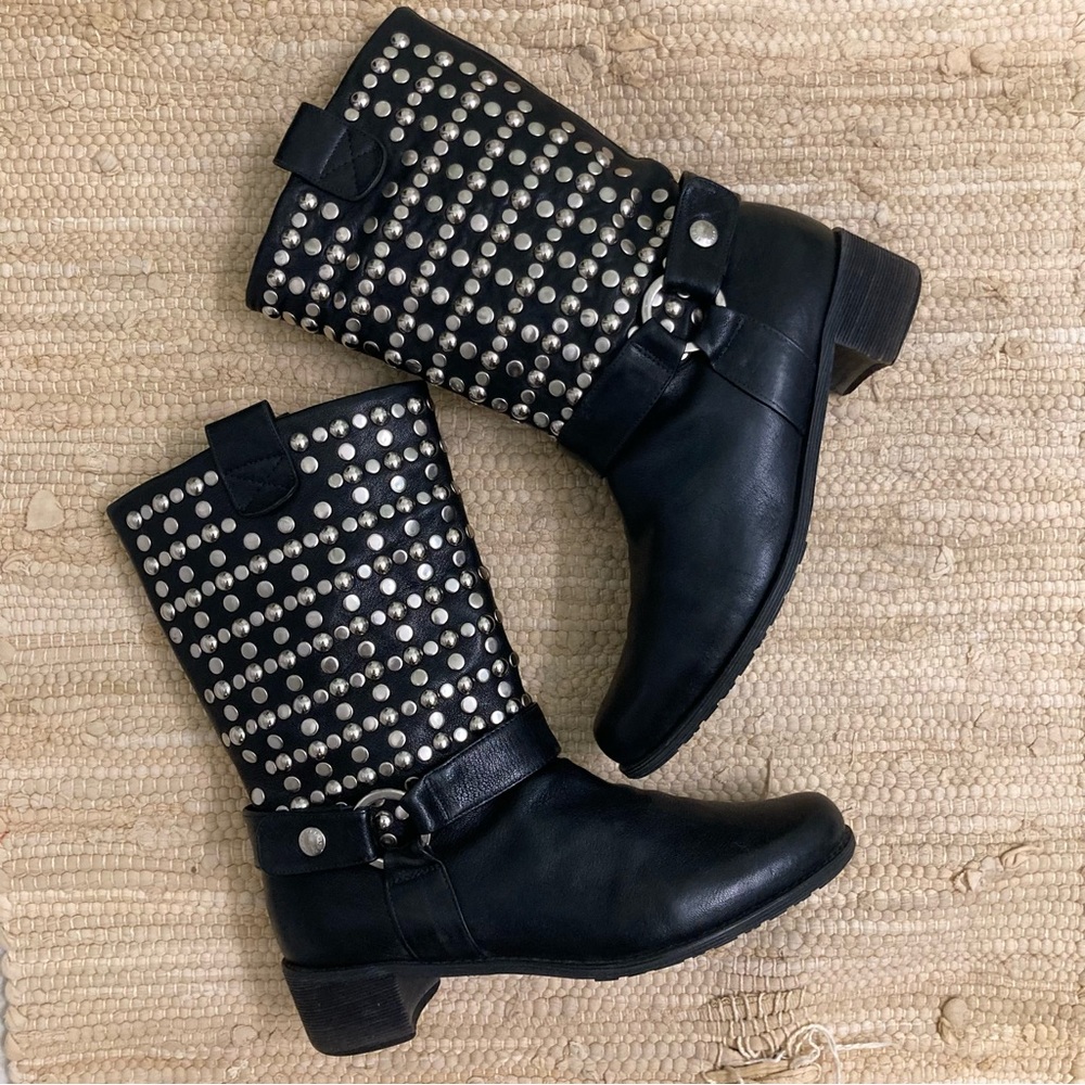 🤩 Stuart Weitzman studded leather harness boots - make a statement!